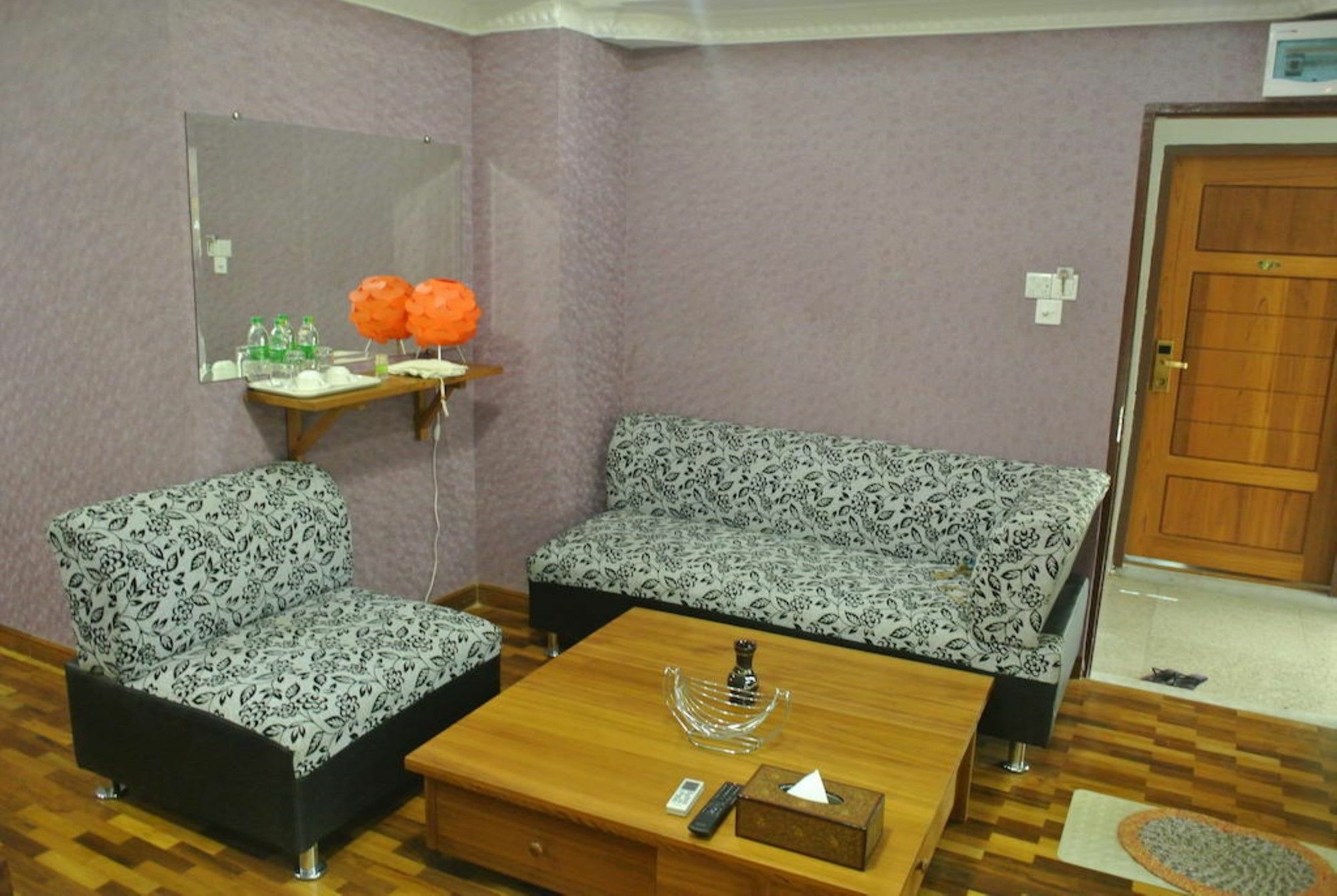Yaewaddy Motel Gyogon Buitenkant foto