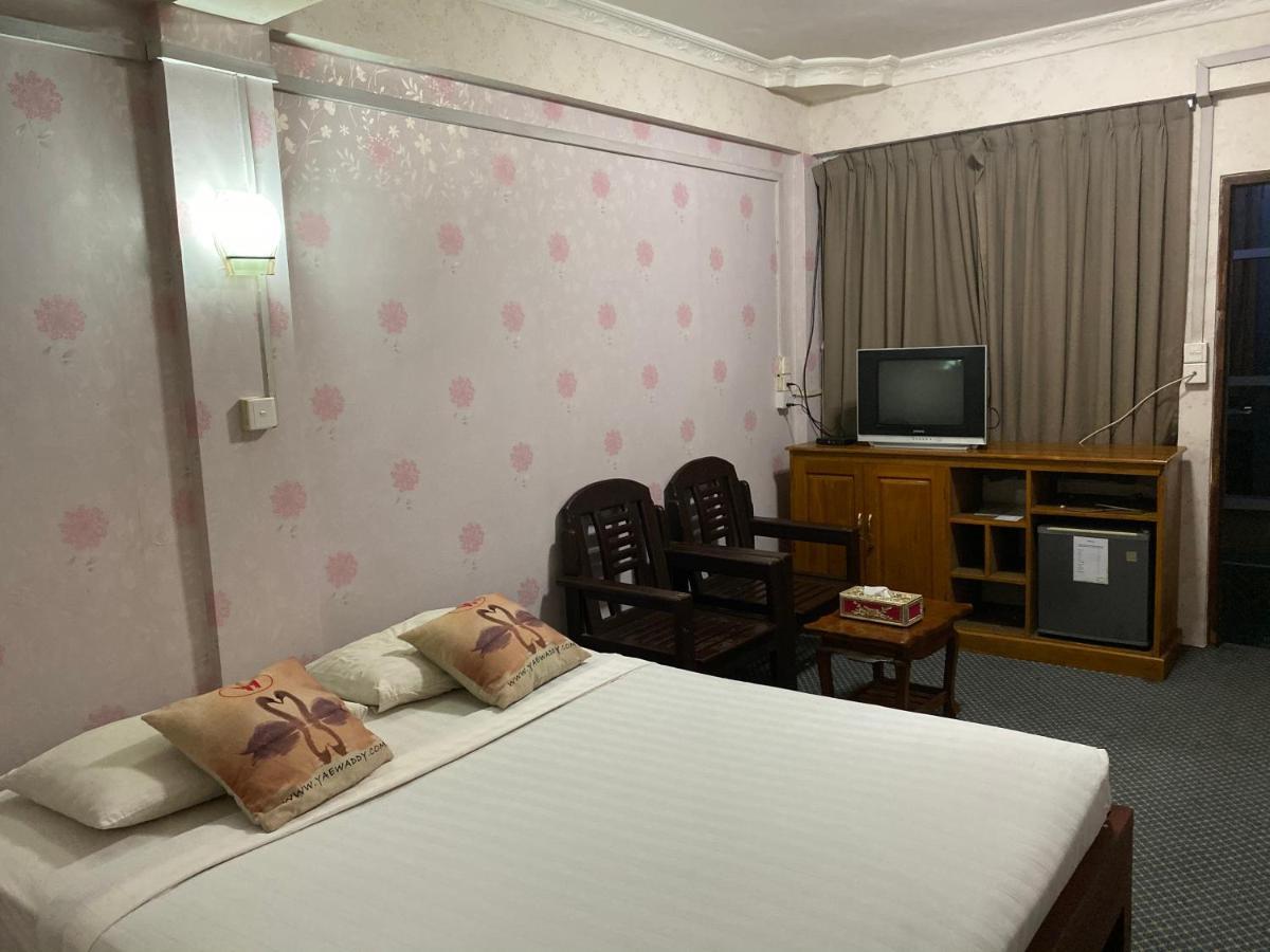 Yaewaddy Motel Gyogon Buitenkant foto